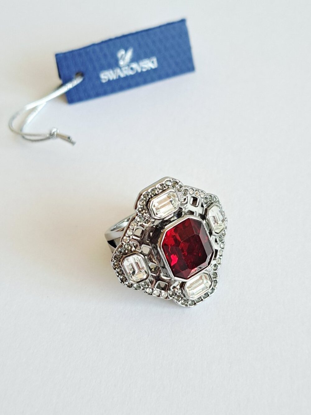 NEW Vintage Swarovski Sheila Ruby Red Ring Signed Size 6.5 - Picture 6 of 14